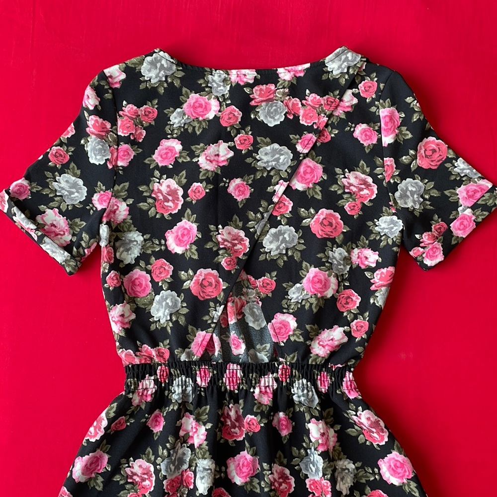 H&M Floral Dress Size US 2 - Picture 4 of 10